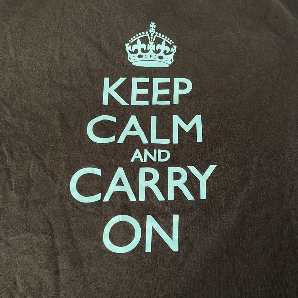 Keep Calm & Carry On tee